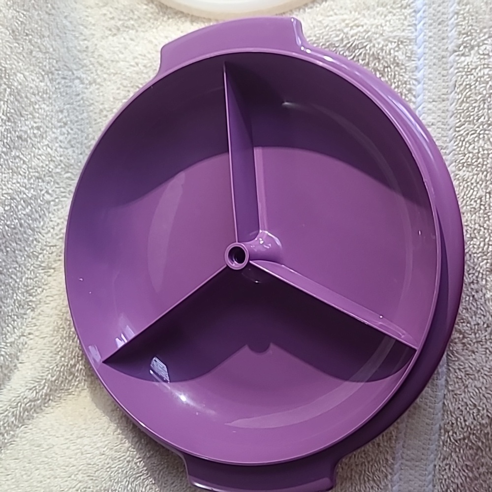 Storage container